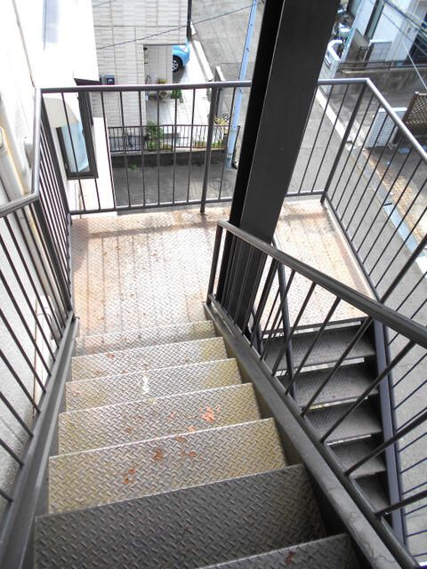 1DK Apartment for Rent in Sagamihara, Kanagawa - Thumbnail 2