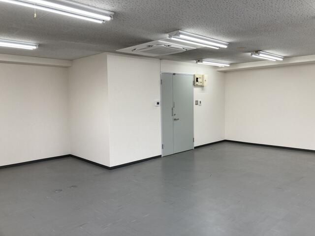 Office Space for Rent in Atsugi, Kanagawa - 49.5 sqm - Thumbnail 2