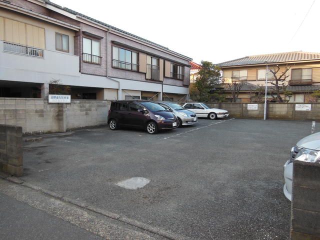 Parking Space for Rent in Yokosuka, Kanagawa - Thumbnail 3
