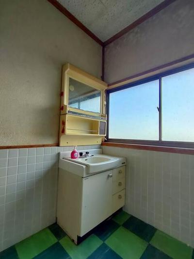 Spacious 8DK House in Kamo City, 18min to Station — Image 4, Kamo, Niigata