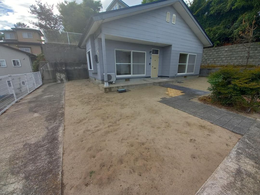 Rental House in Akita City - 2DK with Free Parking & Garden - Thumbnail 2