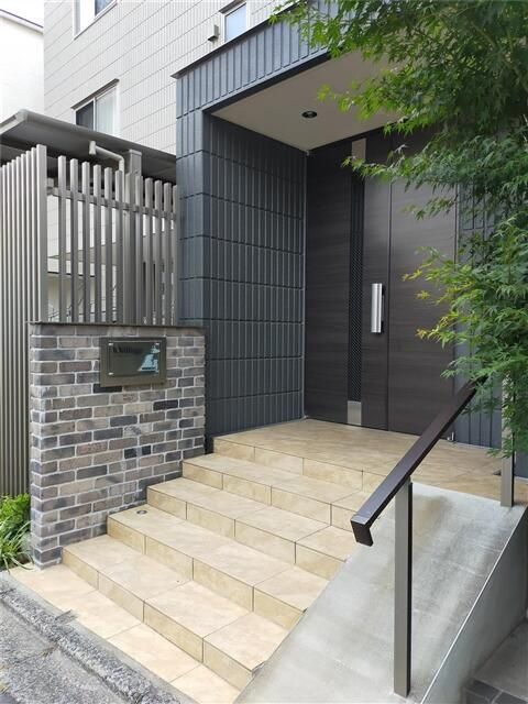 Modern 1LDK Apartment for Rent in Urawa-ku, Saitama City - Thumbnail 2