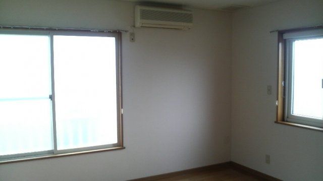 2K Apartment for Rent in Goshogawara, Aomori - 45.94 sqm - Thumbnail 3