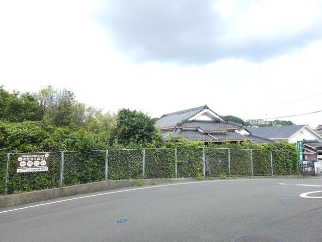 Residential Land Plot for Sale in Kagoshima City with Full Utilities - Thumbnail 2