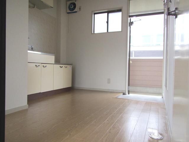 1K Apartment for Rent in Nonoichi, Ishikawa | 27,000 Yen - Thumbnail 3