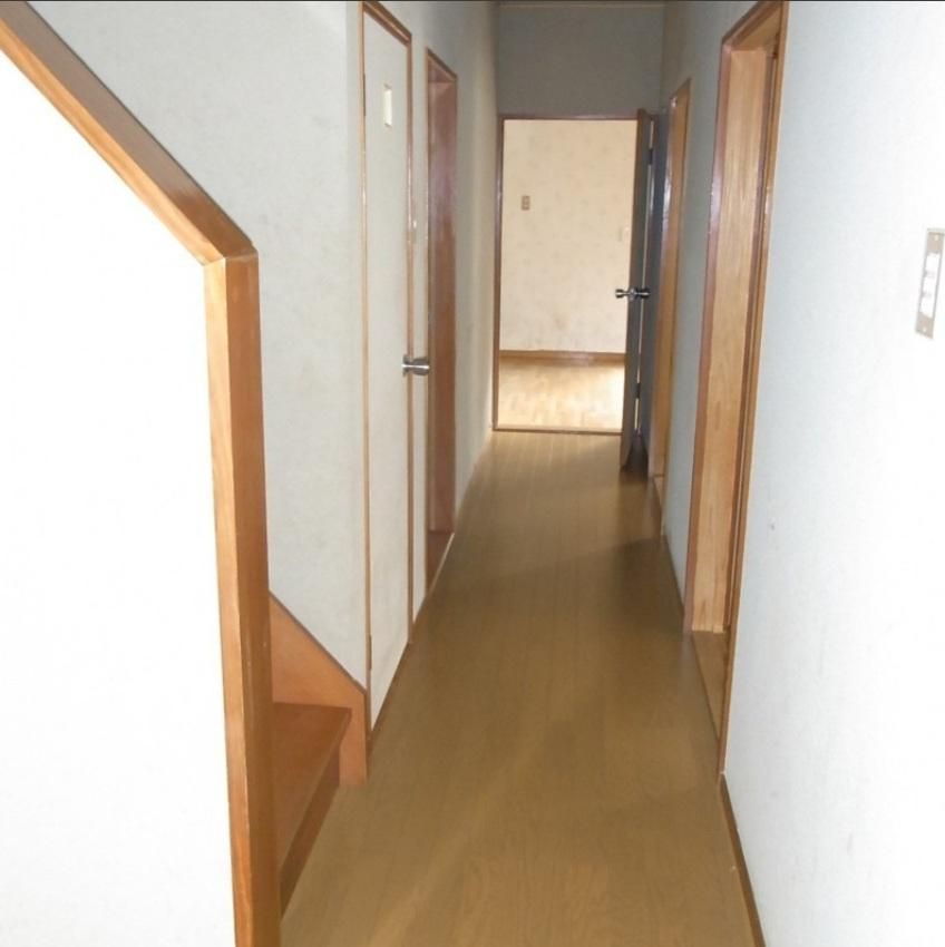 4LDK House for Sale in Sasebo, Nagasaki with 171sqm Land - Thumbnail 2
