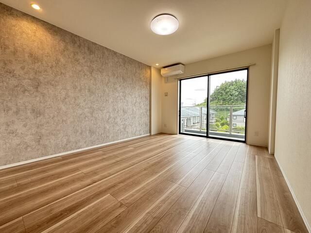 GRANDGRACE Tomigaoka Apartment for Rent in Tomiya, Miyagi - Thumbnail 2