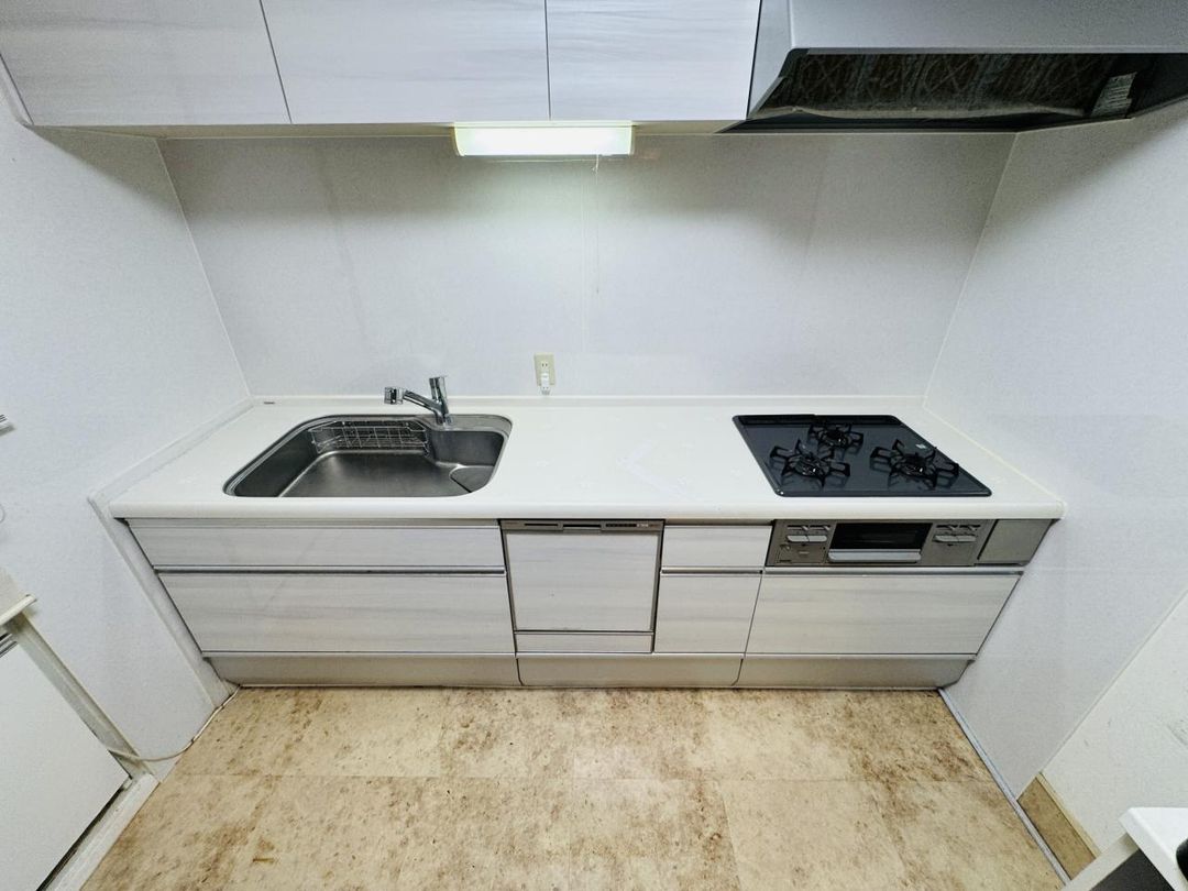 5LDK House for Sale in Kita-ku, Kumamoto City - Image 1