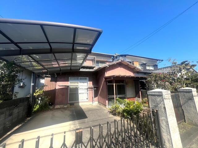 4DK Detached House with Garden for Sale in Marugame, Kagawa - Main Image