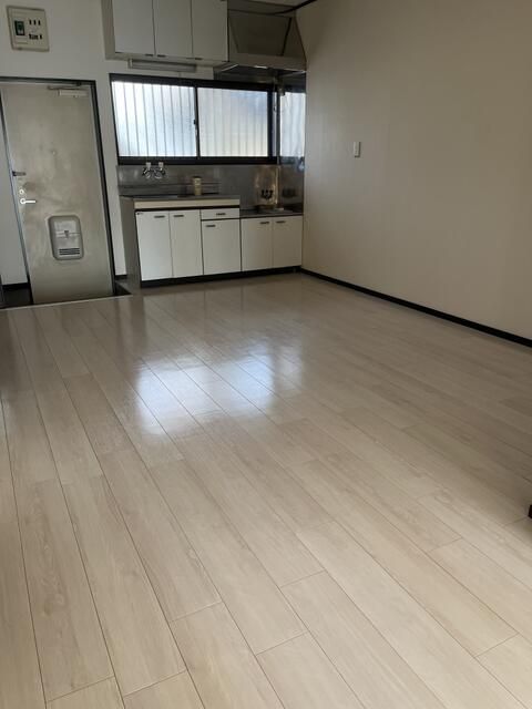 2DK Apartment for Rent in Musashimurayama, Tokyo - 58.75 sqm - Thumbnail 4