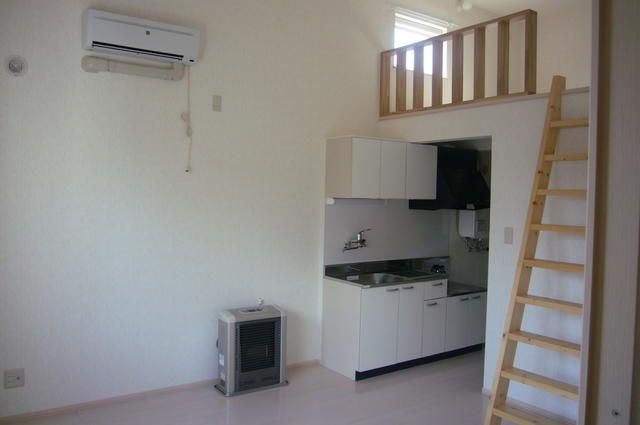 East Court N18 Apartment for Rent in Sapporo Higashi-ku - Thumbnail 2