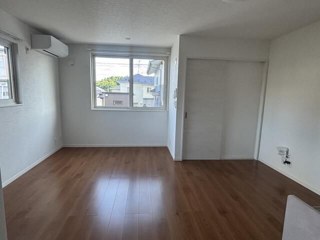 Modern 1R Apartment for Rent in Towada, Aomori - Free Parking - Thumbnail 4