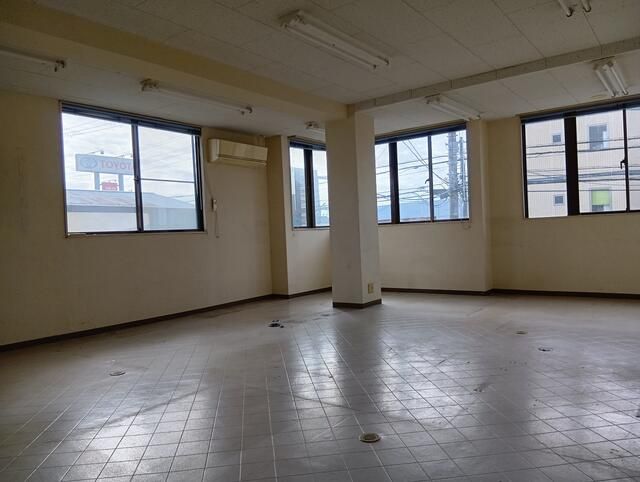 Fortuna Shinkemigawa Commercial Unit 51.56m² in Chiba - Thumbnail 4