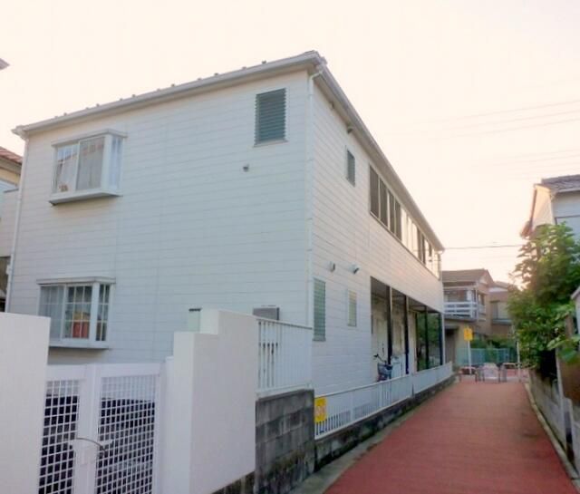 1K Apartment for Rent in Urawa, Saitama - Bright & Quiet - Thumbnail 3