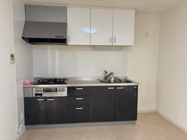 3LDK Used Apartment for Sale in Zama, Kanagawa - Thumbnail 3