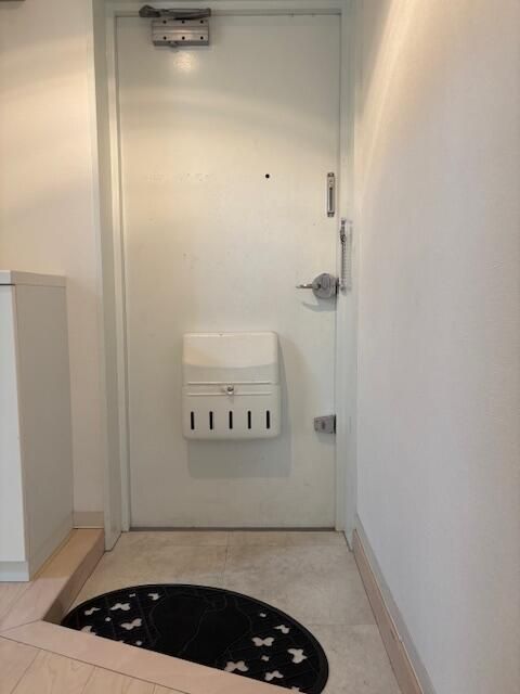 3LDK Used Apartment for Sale in Zama, Kanagawa - Thumbnail 2