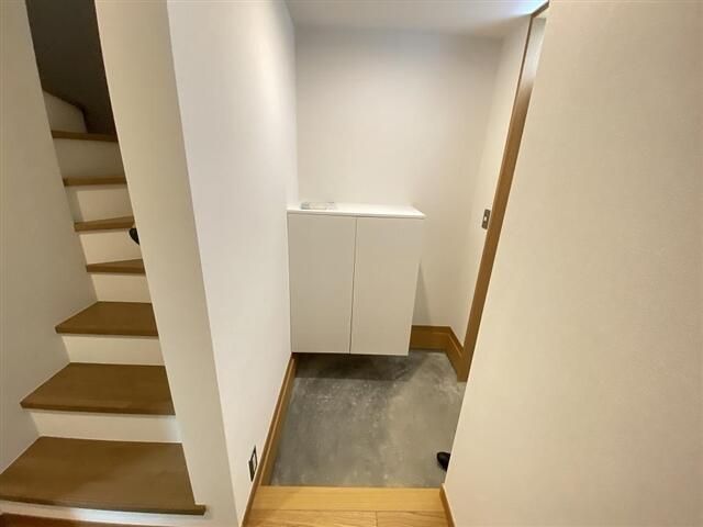 2LDK Apartment for Rent in Hodogaya-ku, Yokohama - Thumbnail 3