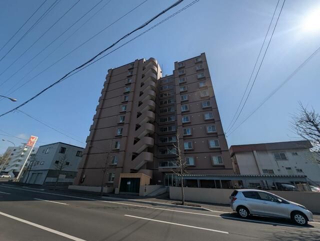 Commercial Apartment Building for Sale in Teine, Sapporo - Thumbnail 3