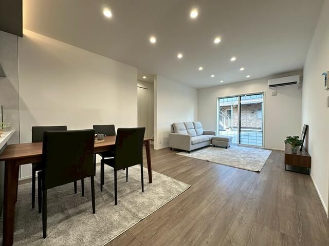 New 4LDK House in Oita City with Roof Balcony and Parking - Thumbnail 2