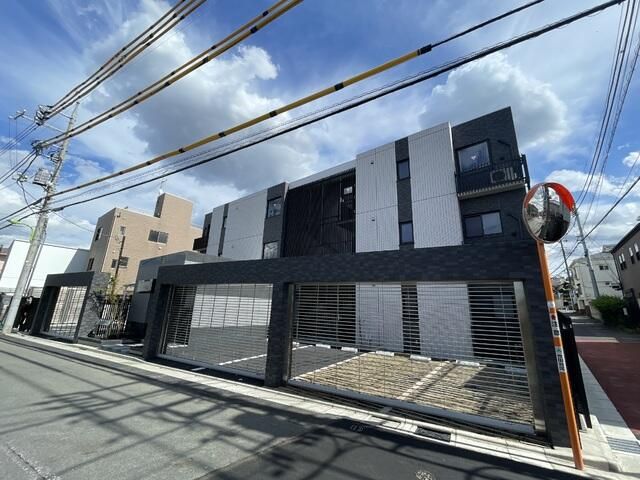 Modern 1LDK Apartment for Rent in Komazawa, Setagaya - Thumbnail 2
