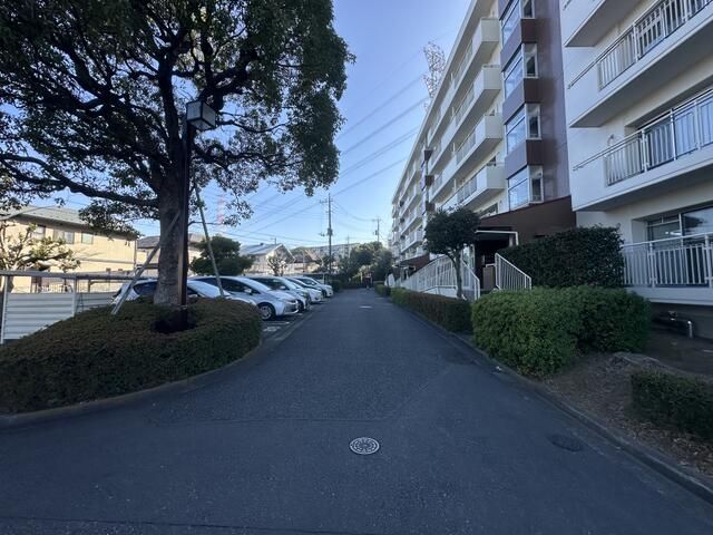 4LDK Apartment in Tama City, Tokyo - 96.61 sqm - Thumbnail 3