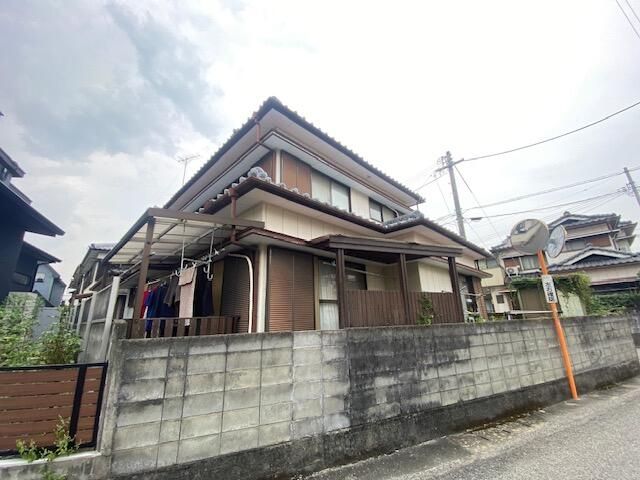 5K Corner Lot House with 2 Parking Spaces in Tokushima City - Image 7