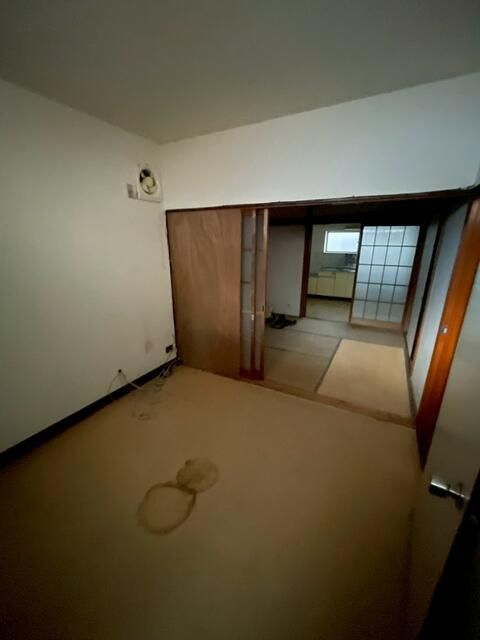 Commercial Building for Rent in Shinjuku, Tokyo - 118 sqm - Thumbnail 2