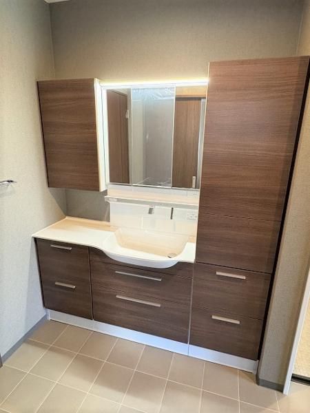 4LDK House for Sale in Nishinomiya, Hyogo - Thumbnail 4