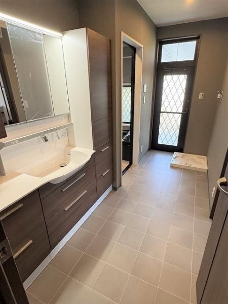 4LDK House for Sale in Nishinomiya, Hyogo - Thumbnail 3