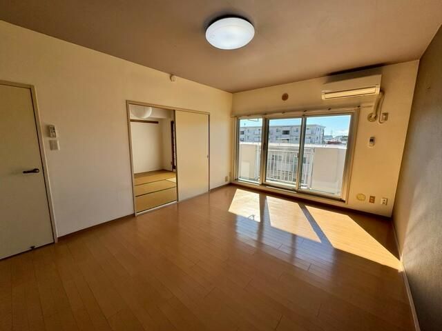 3LDK Apartment for Sale in Atsugi, Kanagawa - 79.45㎡ - Thumbnail 4