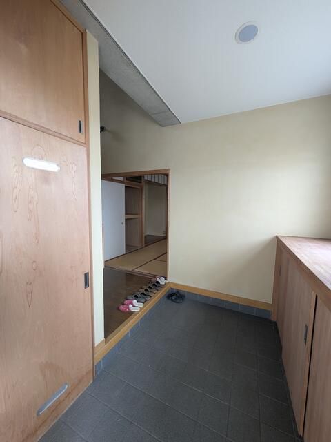 2LDK Commercial Space for Rent in Koga, Ibaraki - 139.5 sqm - Thumbnail 3