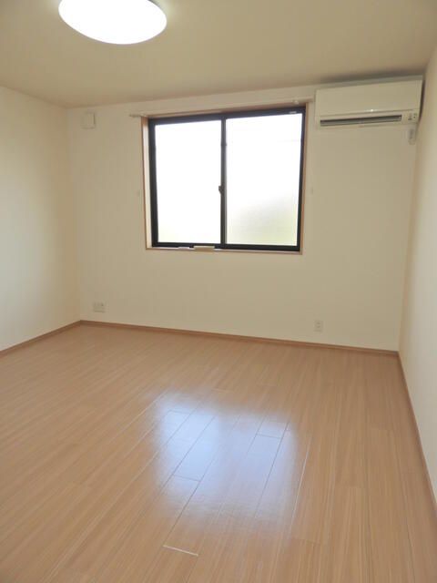 Avanti Uedajima 1K Apartment for Rent in Toyama City - Thumbnail 4