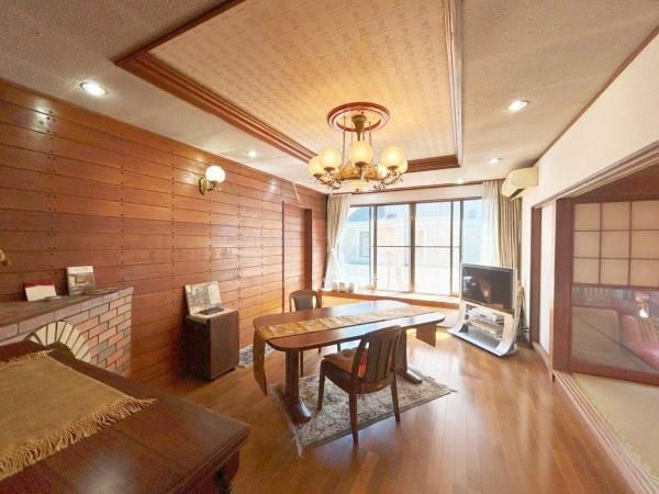 5LDK Detached House for Sale in Chiba City Central Ward - Thumbnail 2