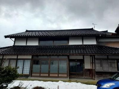 Spacious 13K House with Land and Outbuildings in Nanto, Toyama — House, Nanto, Toyama