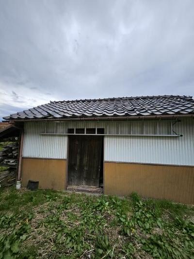 Spacious 13K House with Land and Outbuildings in Nanto, Toyama — Land, Nanto, Toyama