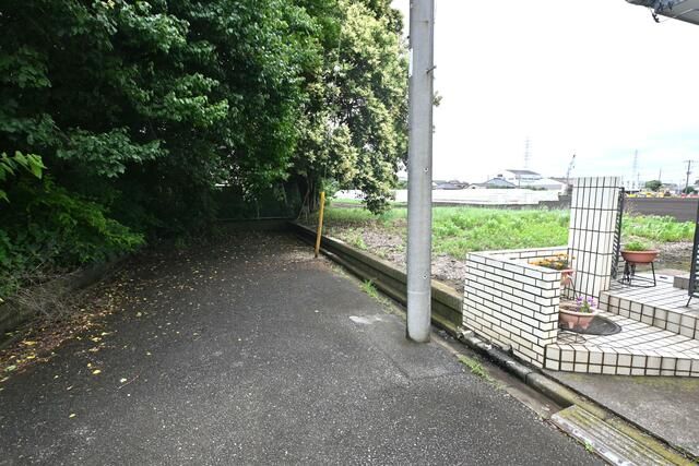 100 sqm Vacant Land for Sale in Yachimata, Chiba - Thumbnail 4