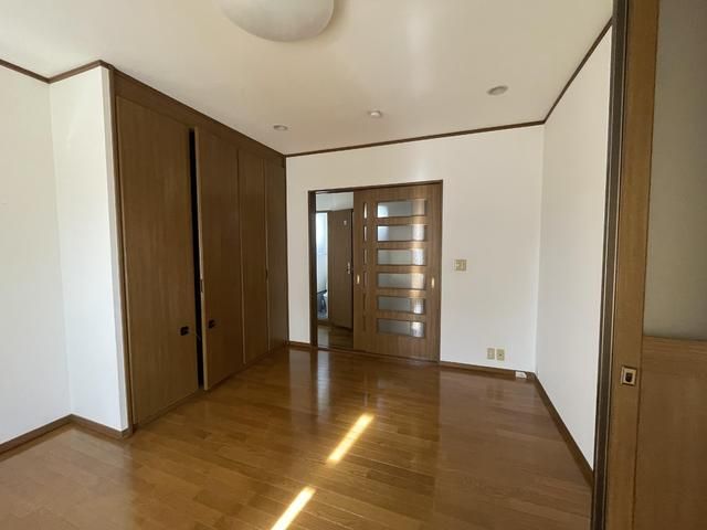 1993 3DK House in Shizuoka with Roof Balcony and Parking - Thumbnail 4