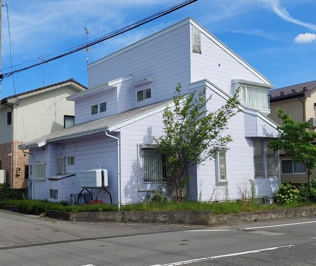 4LDK Corner-Plot House for Sale in Aizu-Wakamatsu, Fukushima - Thumbnail 3