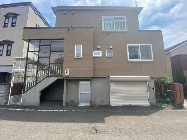 3LDK Detached House in Sapporo Chuo Ward, Hokkaido | 177 sqm - Thumbnail 2