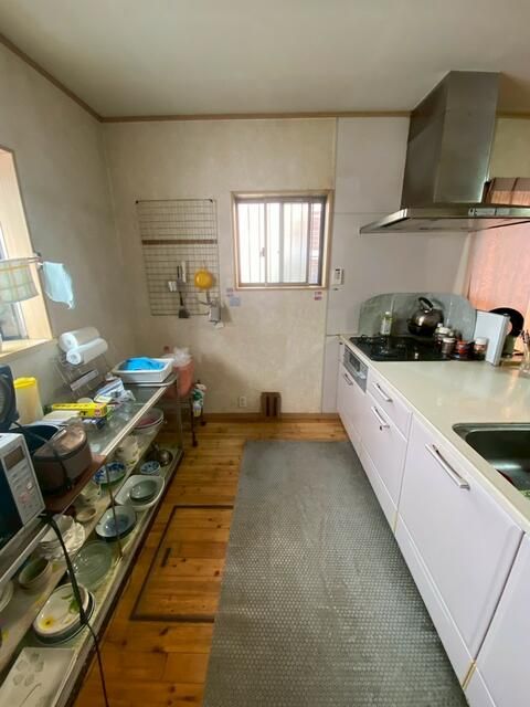 4LDK House with Shop Space on Corner Lot in Kagoshima City - Thumbnail 4