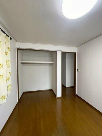 5LDK House with Garden & Parking in Quiet Morioka Neighborhood - Thumbnail 3
