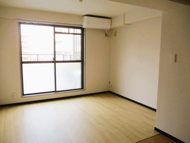 3LDK Apartment for Rent in Kawasaki-ku, Kawasaki City - Thumbnail 3