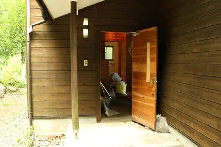 Wooden Mountain Retreat with Mount Fuji View in Yamanashi - Thumbnail 2