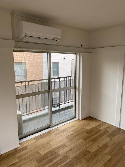 1K Apartment for Rent in Tachikawa, Tokyo - 24.30 sqm - Thumbnail 4