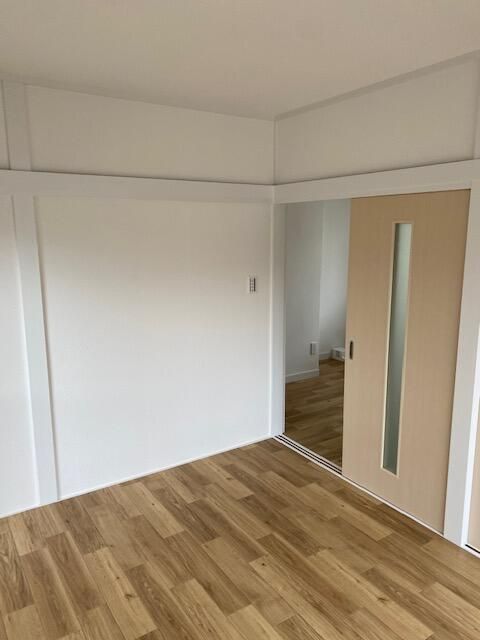 1K Apartment for Rent in Tachikawa, Tokyo - 24.30 sqm - Thumbnail 3
