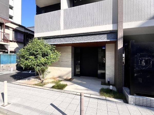 AXAS Shinagawa Oimachi 1K Apartment for Sale in Tokyo - Thumbnail 2