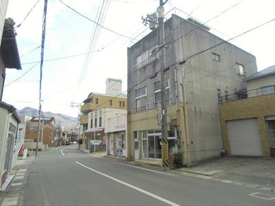 A building located in the town center, suitable for use as a residence, shop, or shared house: villa, real estate, property for sale, Hometown Information Center: Nationwide rural living property data — Apartment, Shodoshima, Kagawa