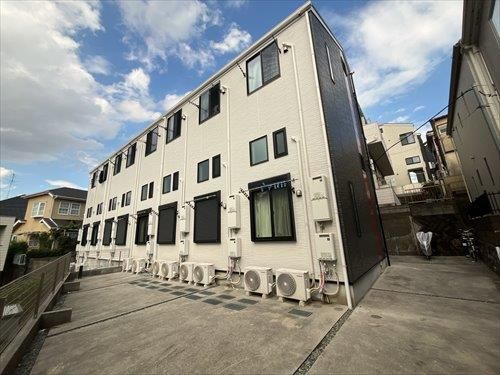16-Unit Apartment Building for Sale in Yokohama Kanagawa Ward - Thumbnail 2