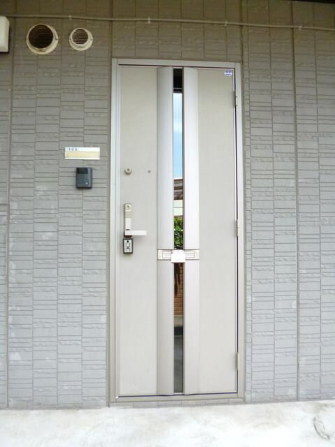 1LDK Apartment for Rent in Utsunomiya, Tochigi - Image 1