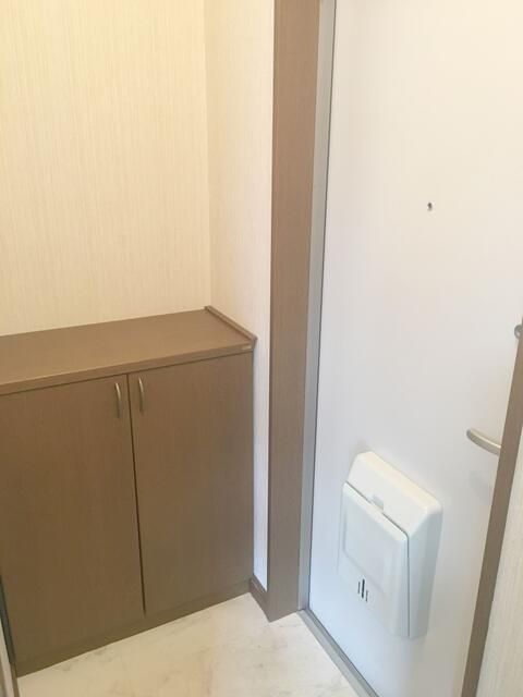 2LDK Apartment for Rent in Akita City, 53 sqm - Thumbnail 2